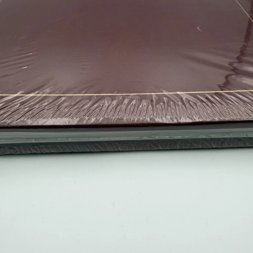 CREATIVE MEMORIES Scrapbook Album w/Pages‎ Burgundy w/ Gold Trim